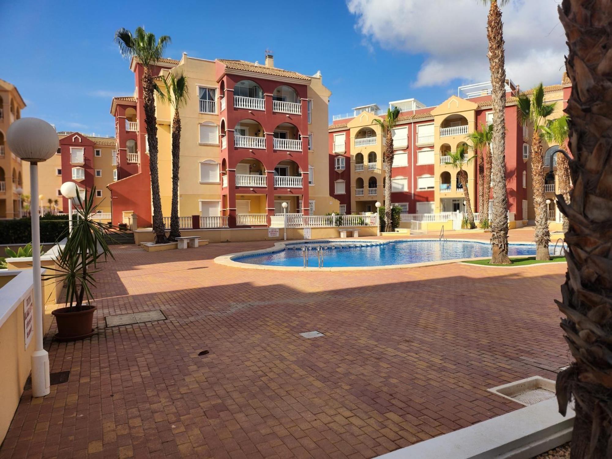 Spacious 3 Bedroom 2 Bathroom Apartment - Puerto Marina Complex Los Alcázares Εξωτερικό φωτογραφία